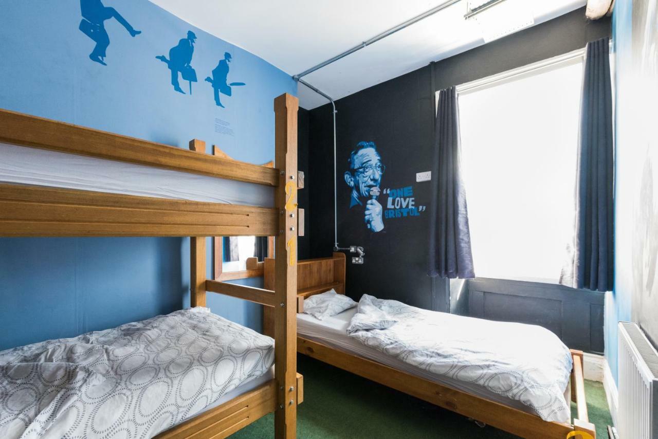 Bunk Bed in Male Dormitory Room sleeps 3