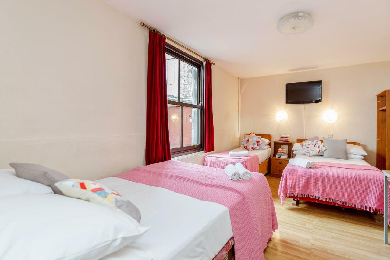 Familiekamer met Eigen Badkamer