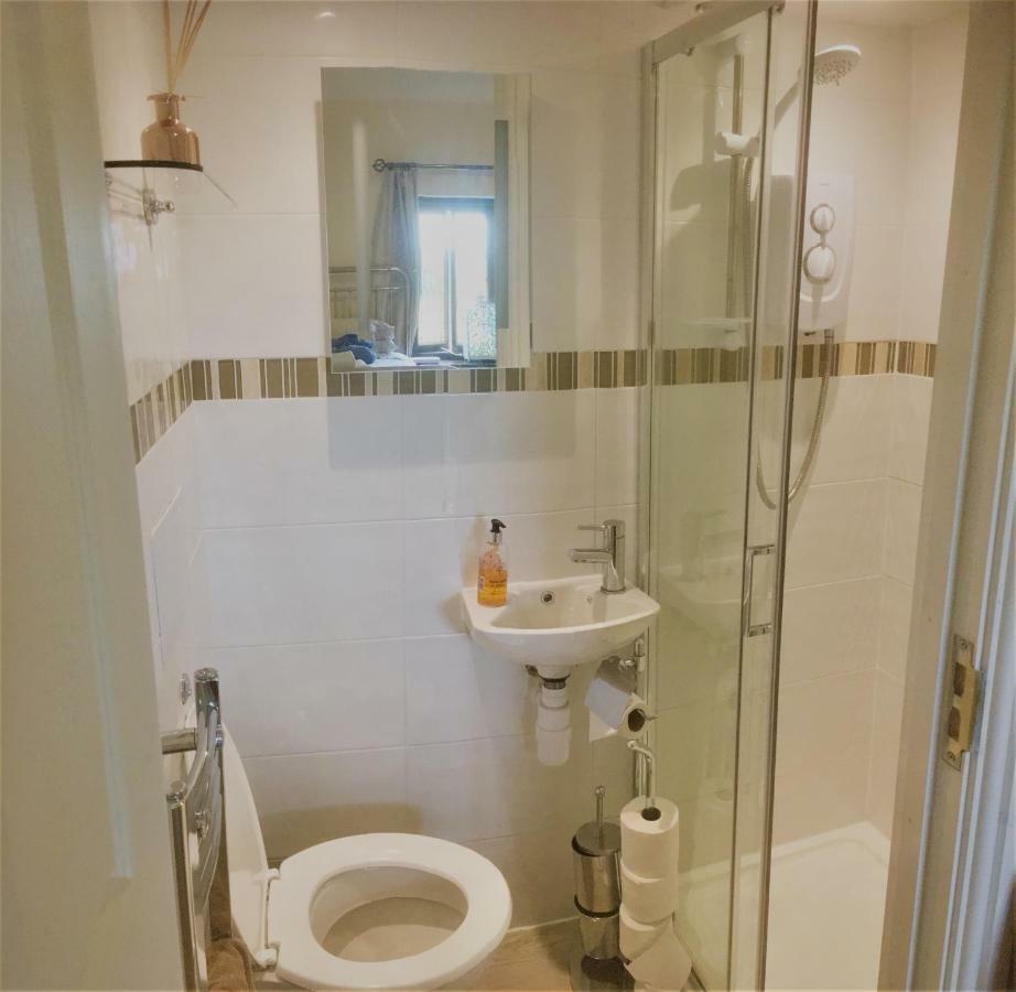 Habitación Doble con baño privado - 2 camas