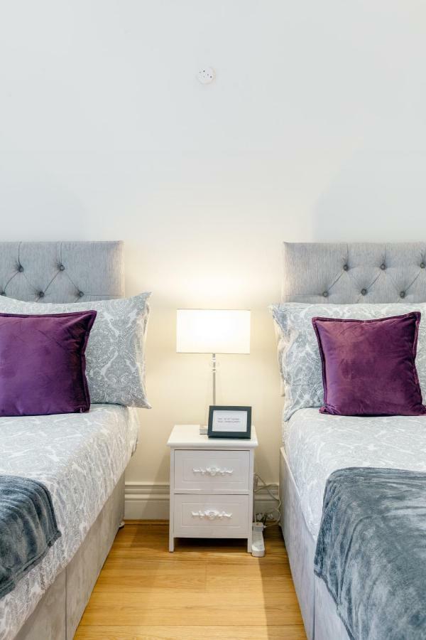 Quarto Familiar com Casa de Banho