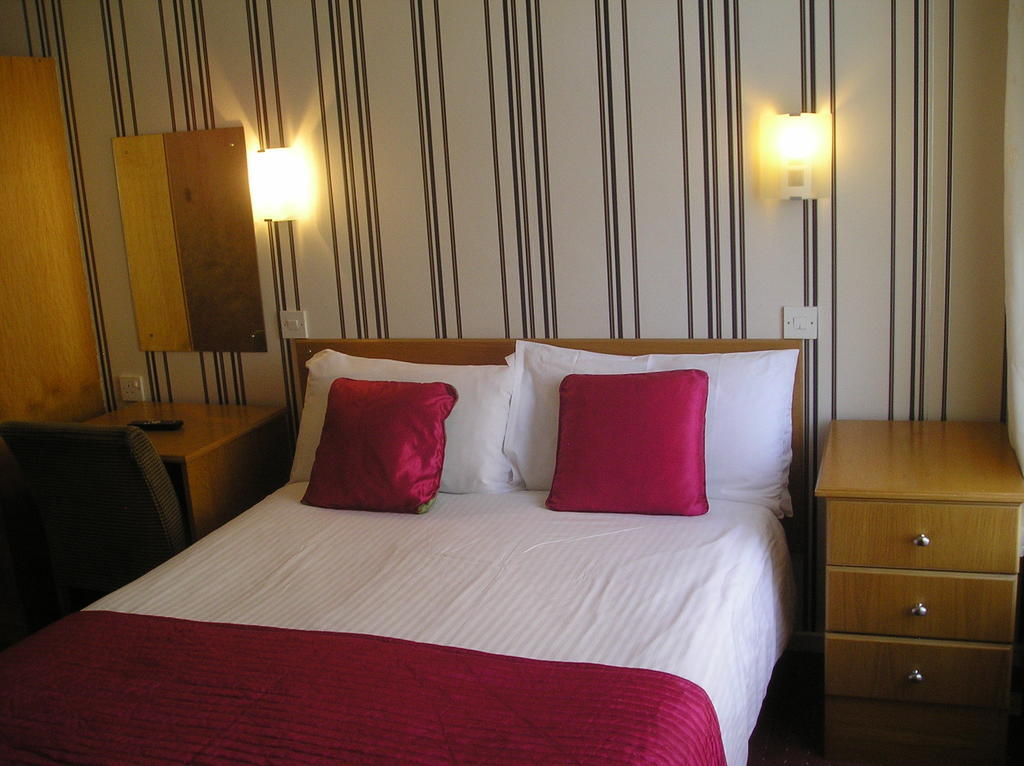 Double Room,88446050:JPEG