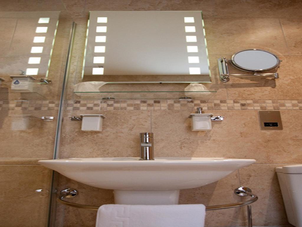 Deluxe Double Room,88497689:JPEG