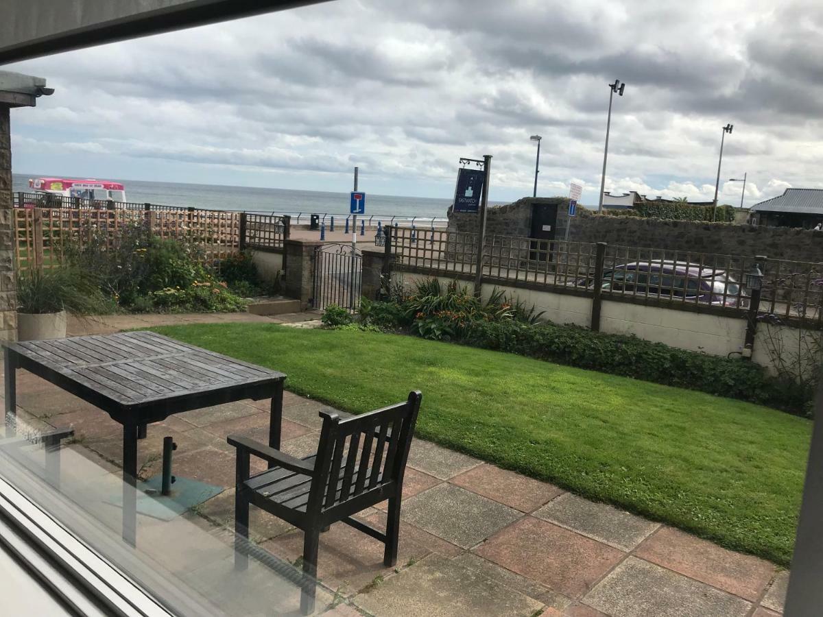 Bear - Deluxe Double Room with Extra Bed and Ensuite