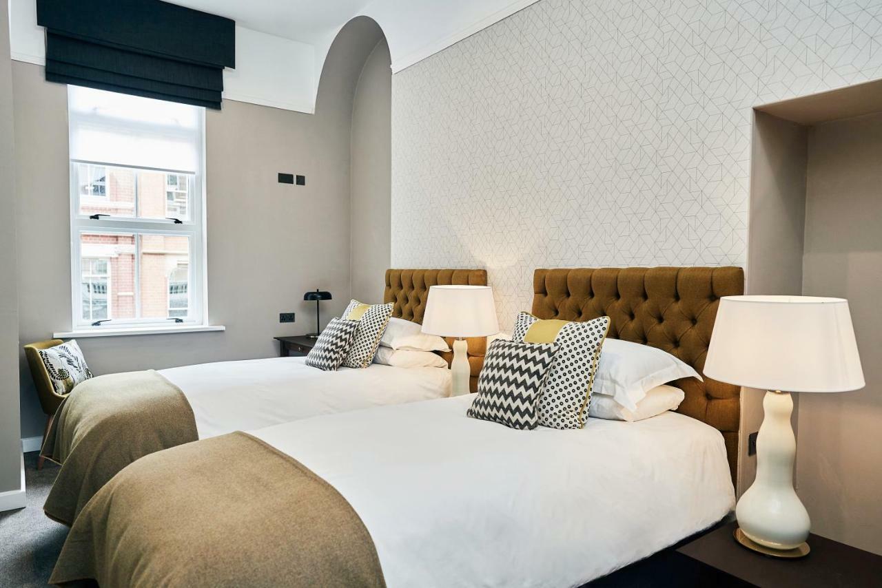 Signature Suite,1039814401:JPEG