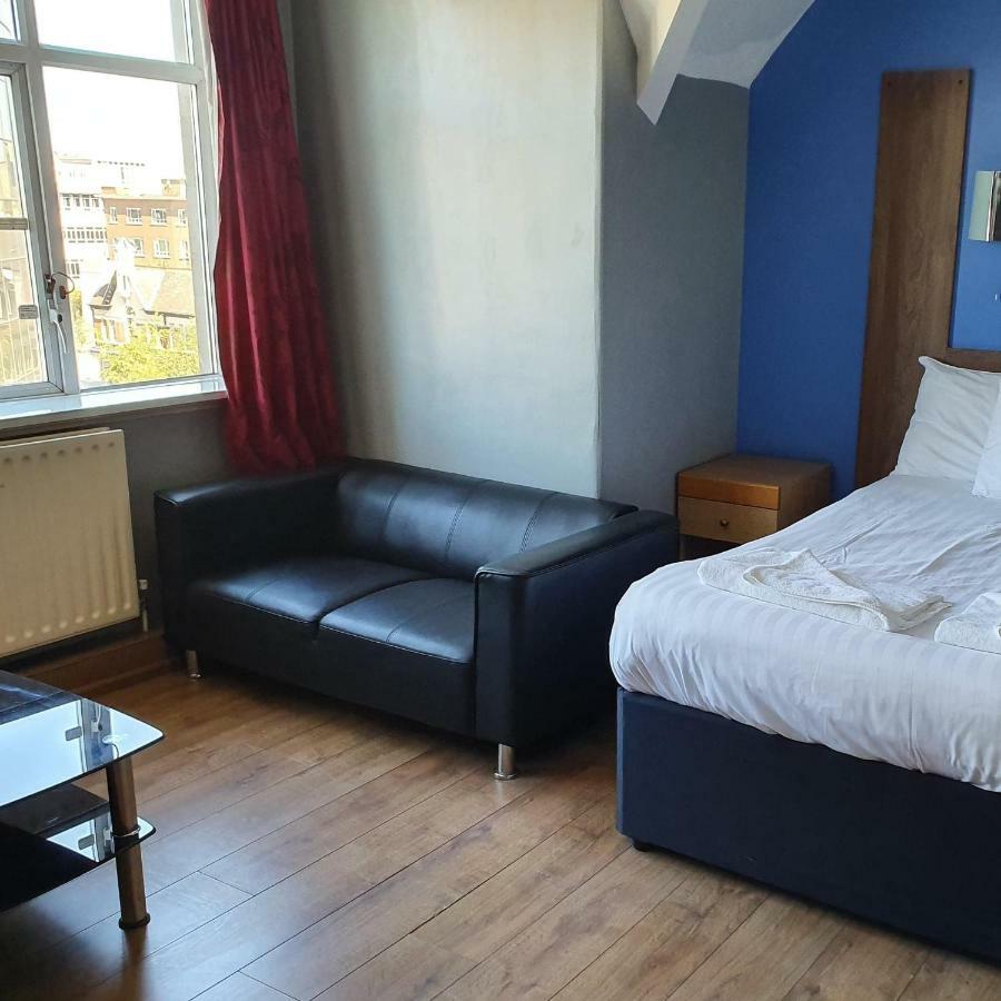 Double Room,893809225:JPEG