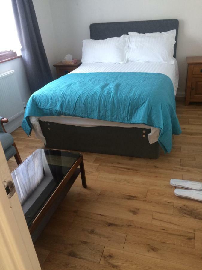 Deluxe Double Room Bath,896734720:JPEG