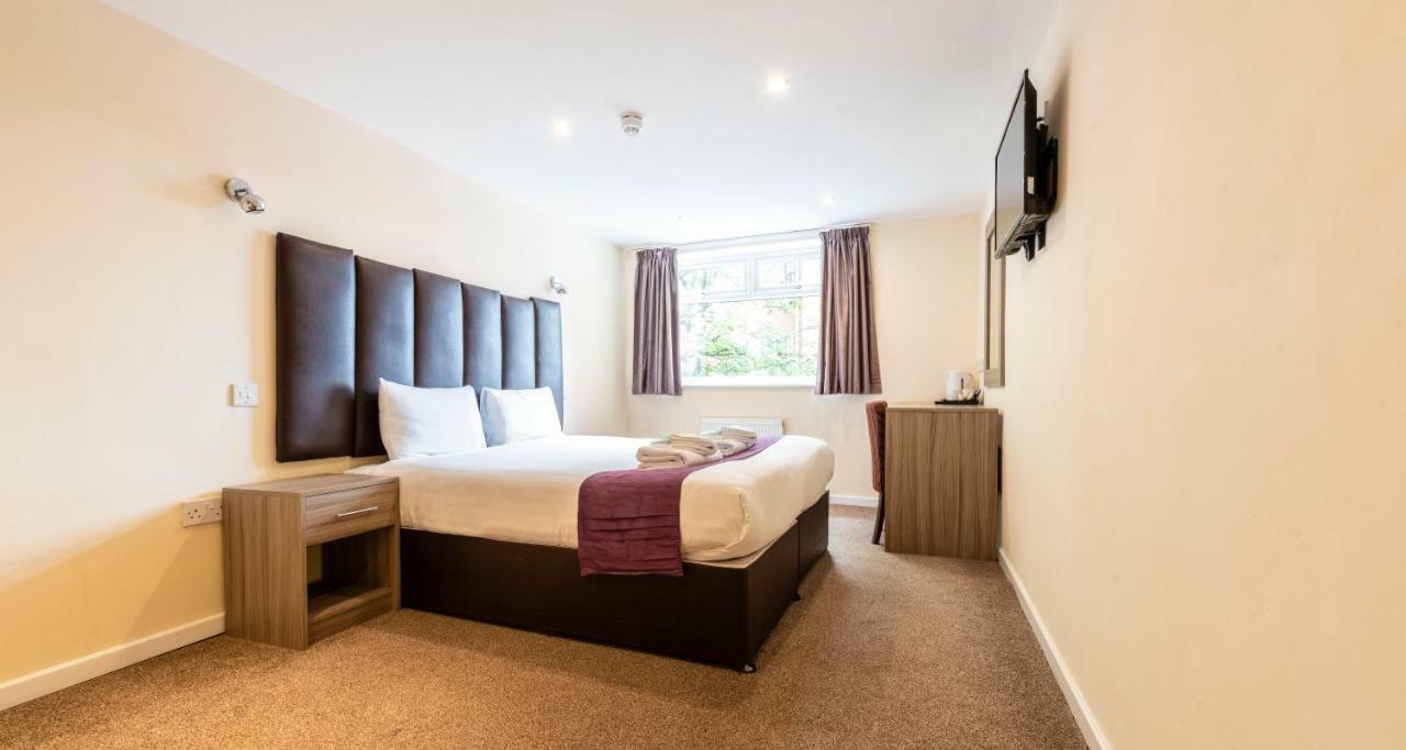 Deluxe Double Room with Shower