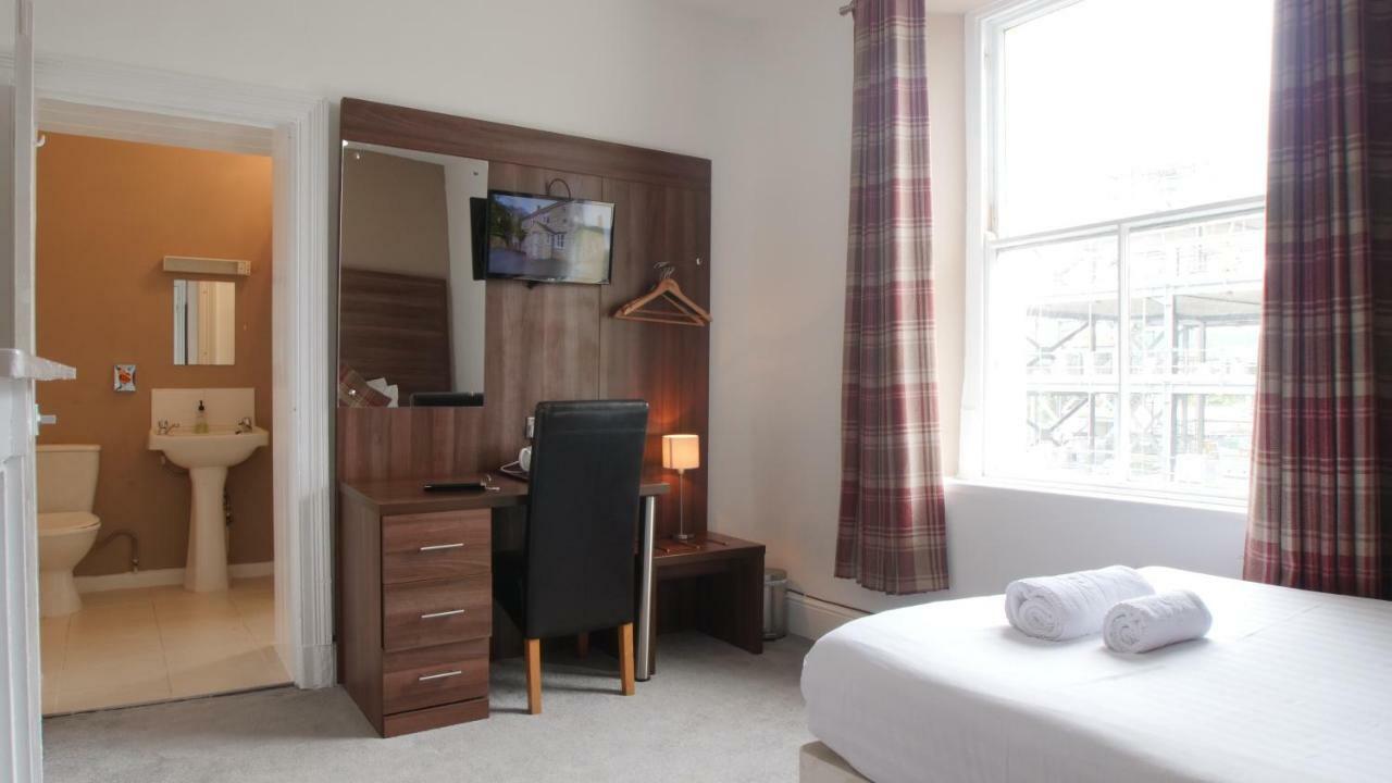 Single Room,1414916565:JPEG