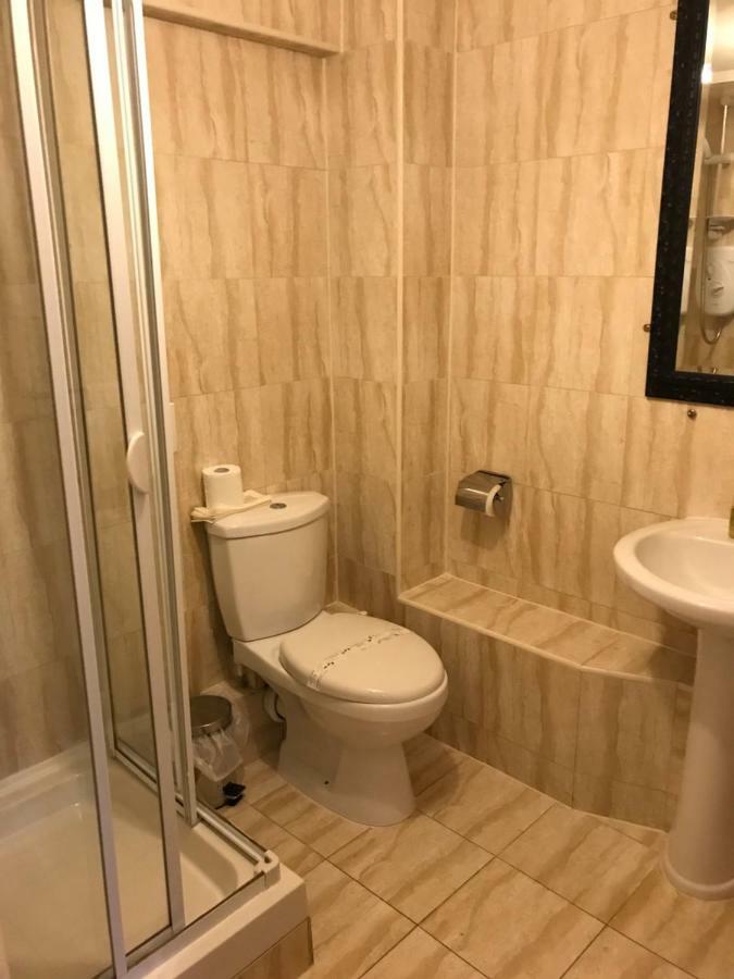 Quarto Superior com 2 Camas de Solteiro