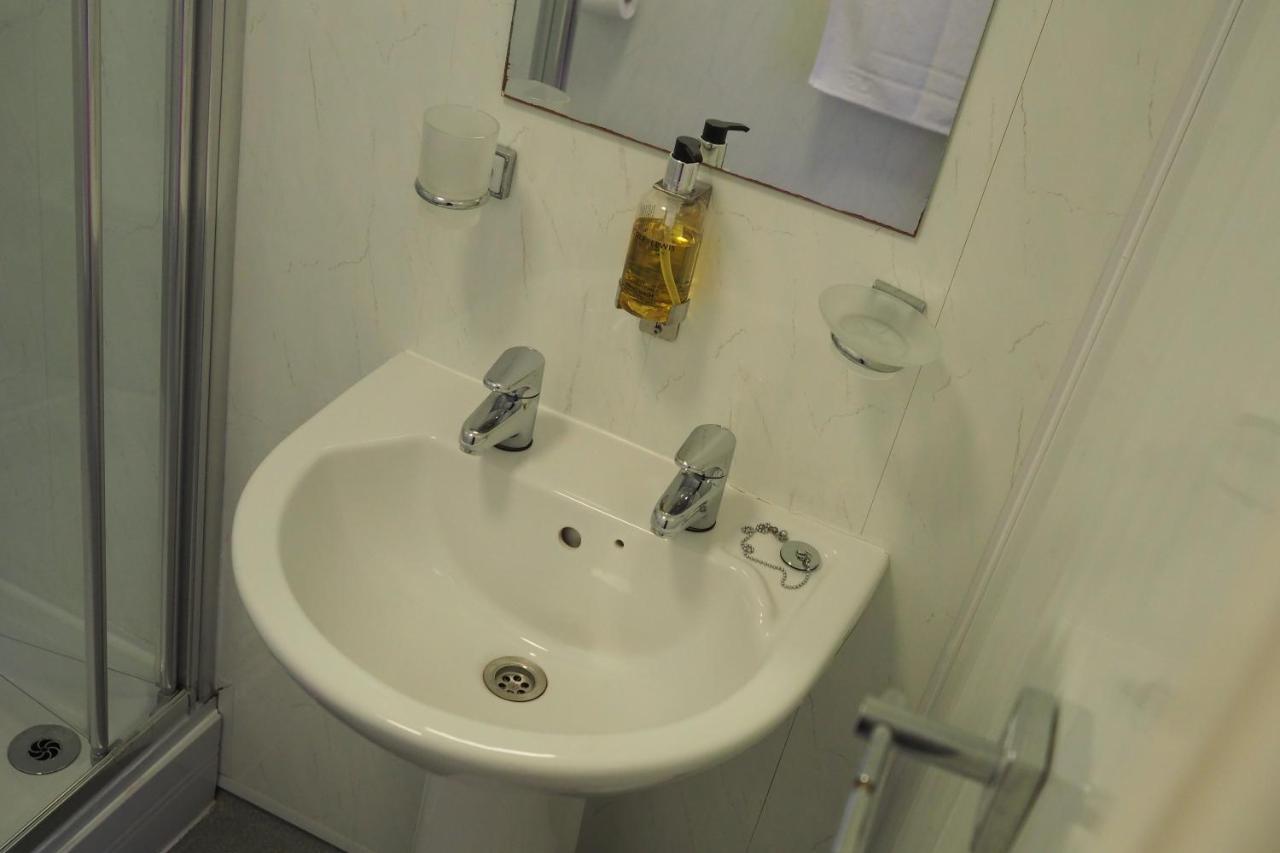 Single Room,1261461424:JPEG