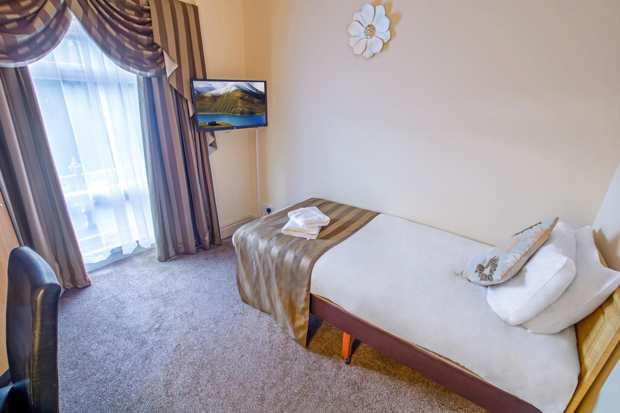 Standard Single Room,1631545342:JPEG