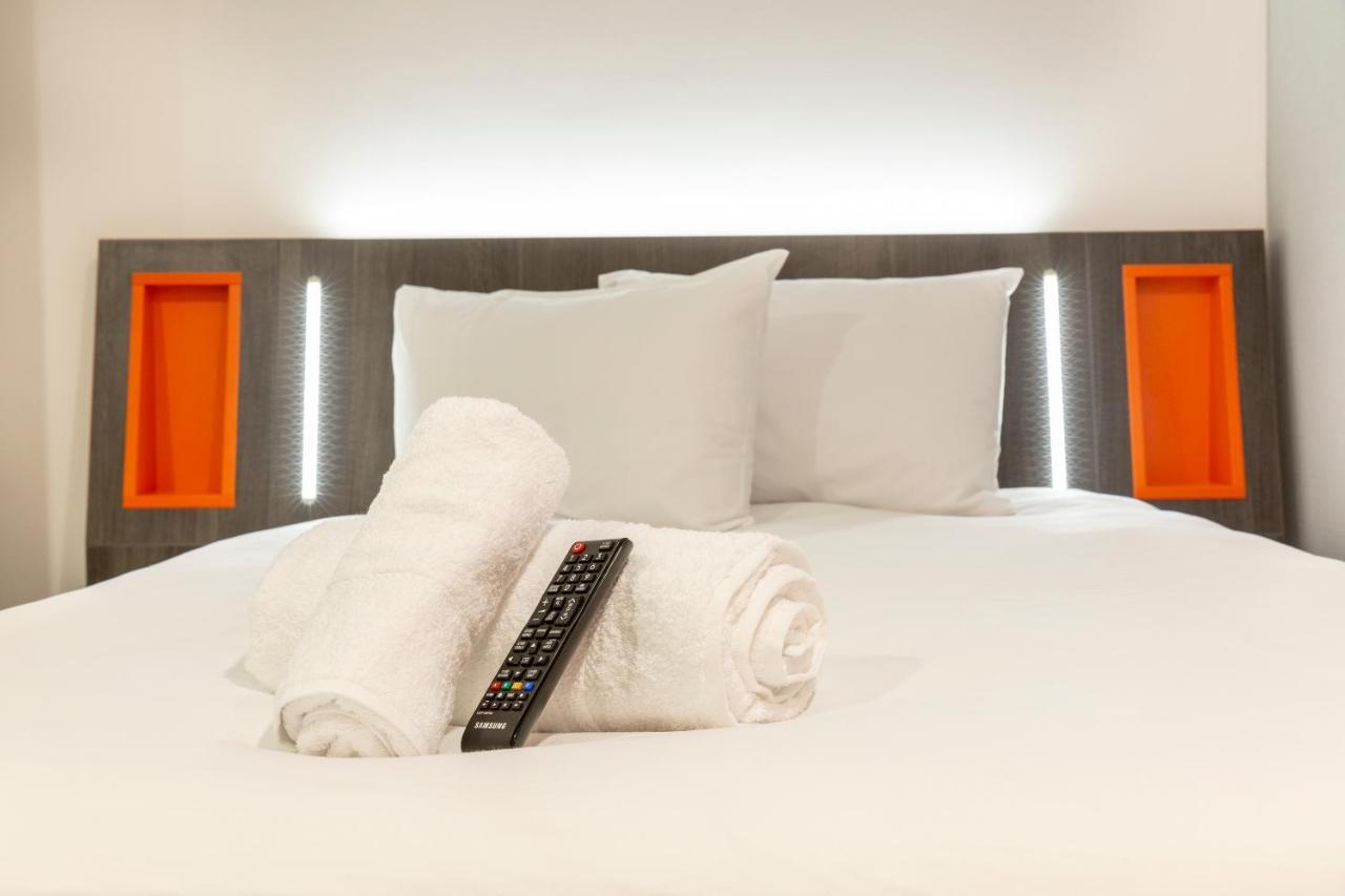 Double Room No Window,957255112:JPEG