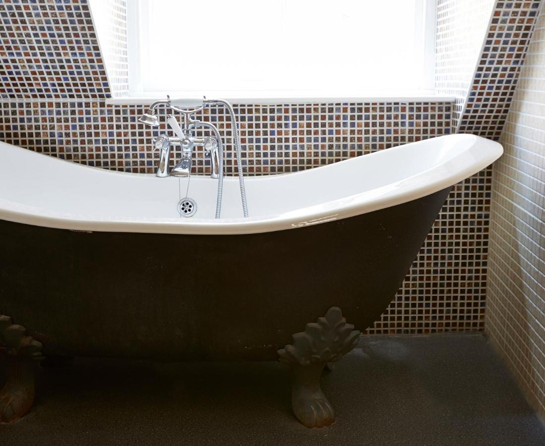 Superior Double Room,1516343800:JPEG