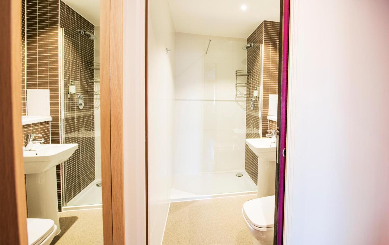 Quarto Quádruplo com casa de banho