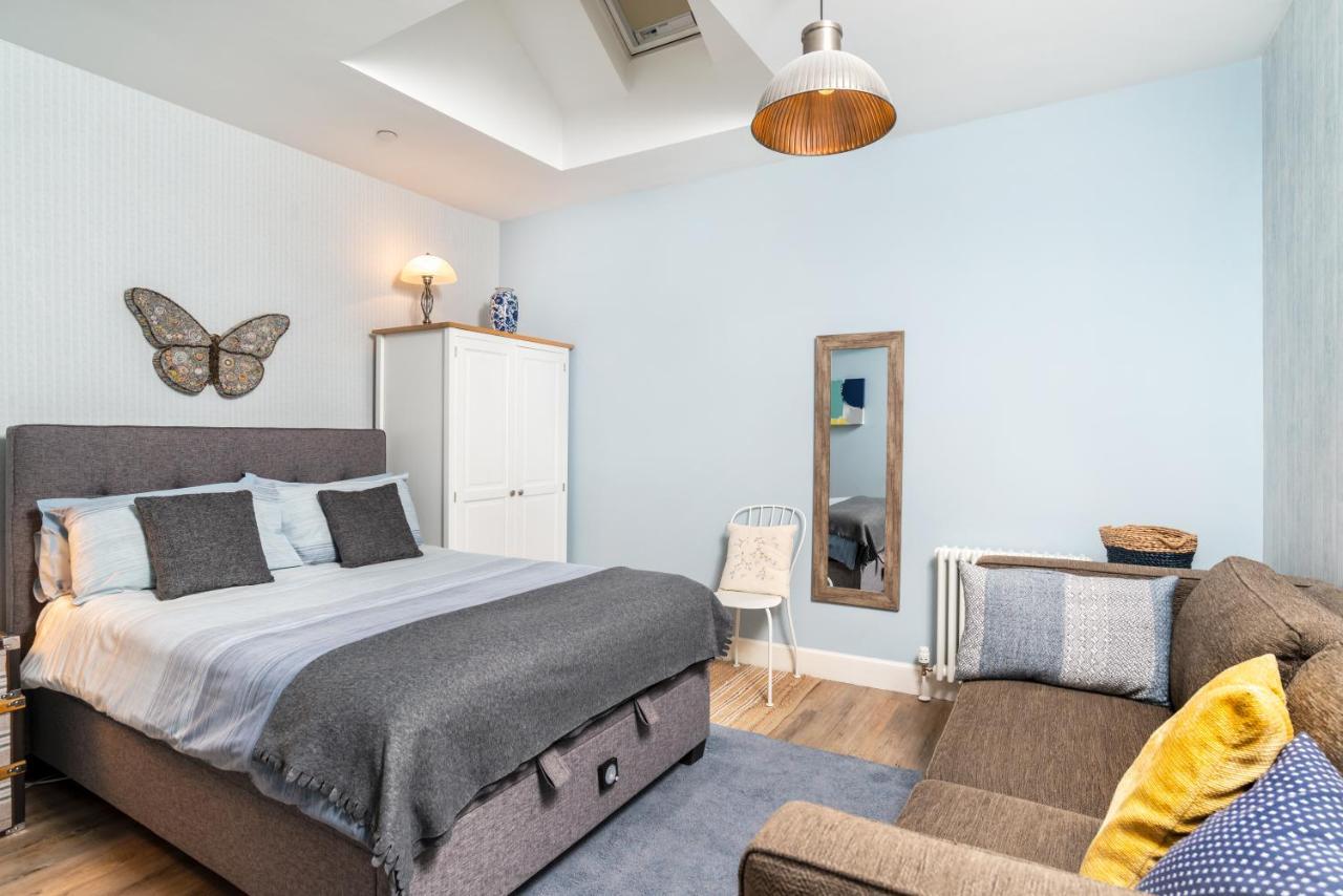One-Bedroom Suite 2,990194233:JPEG