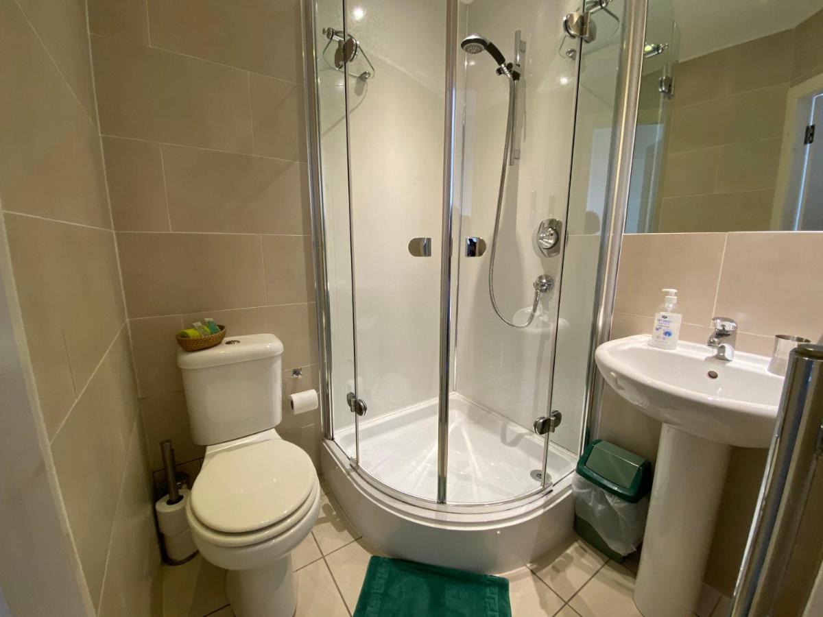 Small Double Room,1091682573:JPEG