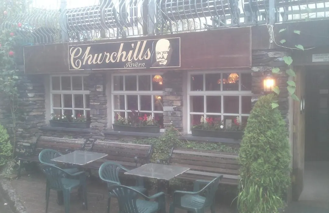 Churchills Inn & Rooms-1