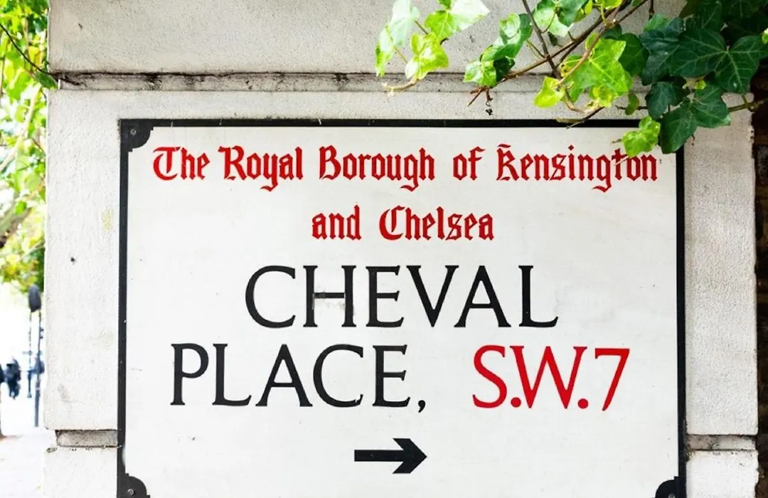 Holiday Home Cheval Place-1