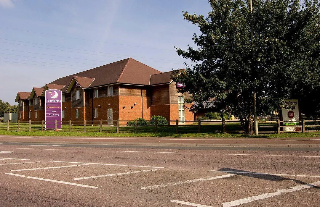 Premier Inn Tewkesbury-1