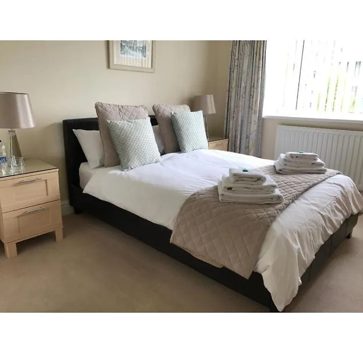 31 Queens Road-1