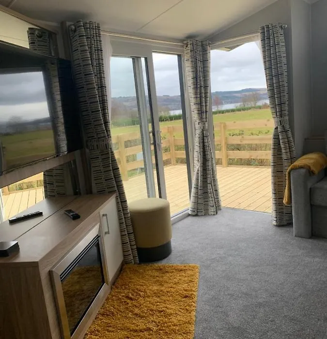 The Castleton Sea View 13-1