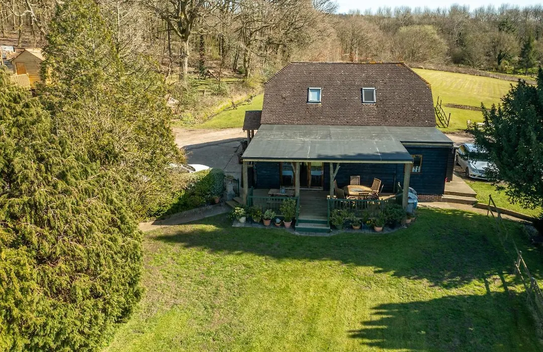 Oakside Lodge Guest House-1
