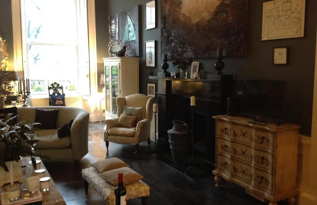 A Room In The City - West-1