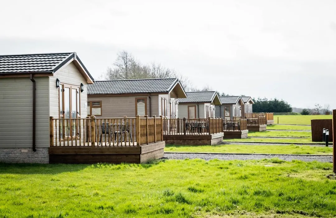 Ream Hills Holiday Park-1