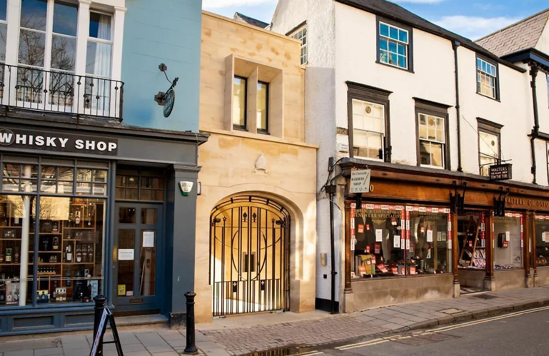 Turl Street Mitre-1