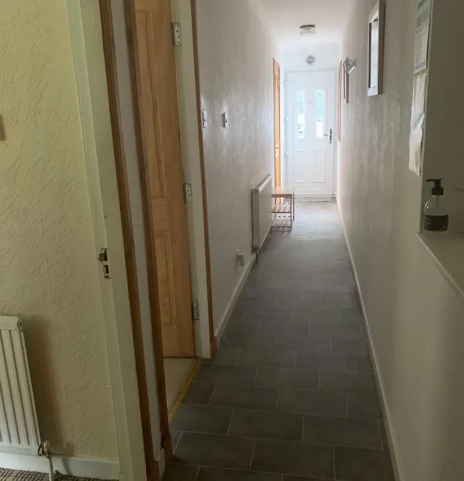 Alt-An Ensuite Self Catering Apartment With Twin Bedroom-1