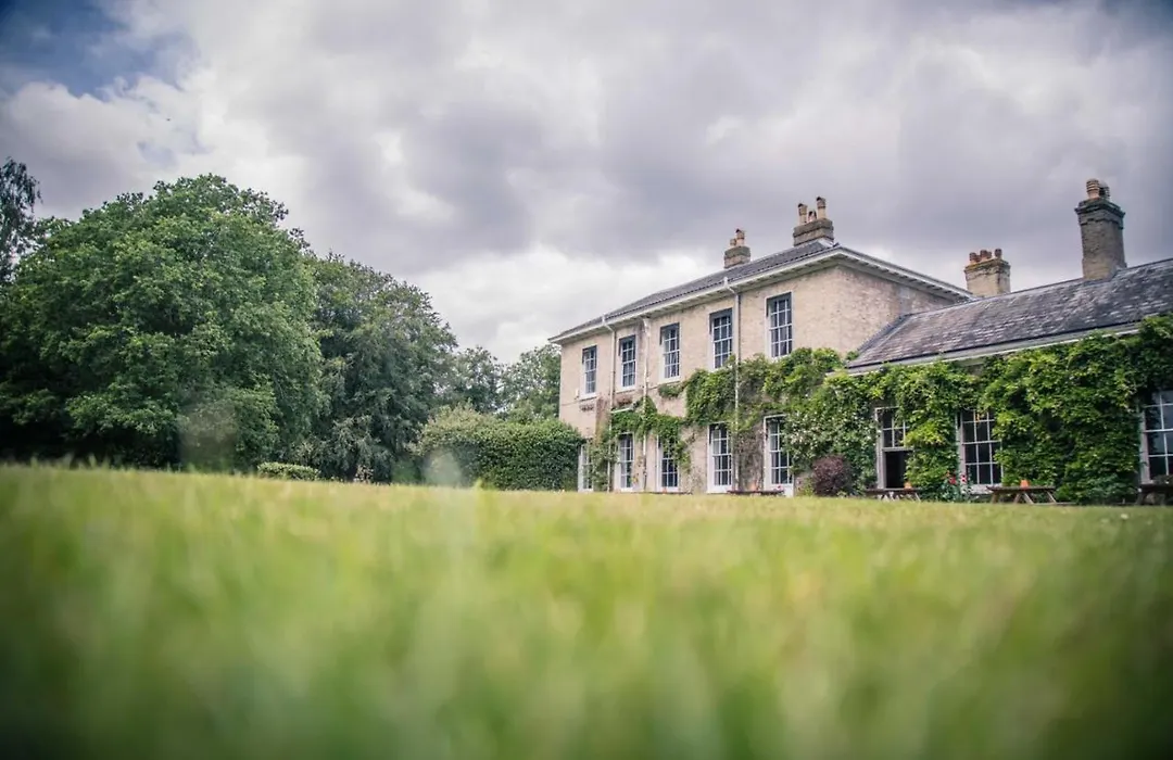 Caistor Hall-1