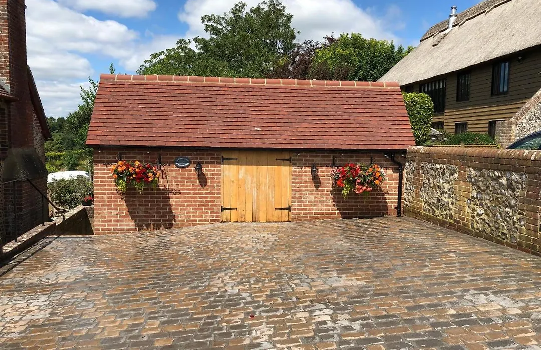 Lavender Lodge-1