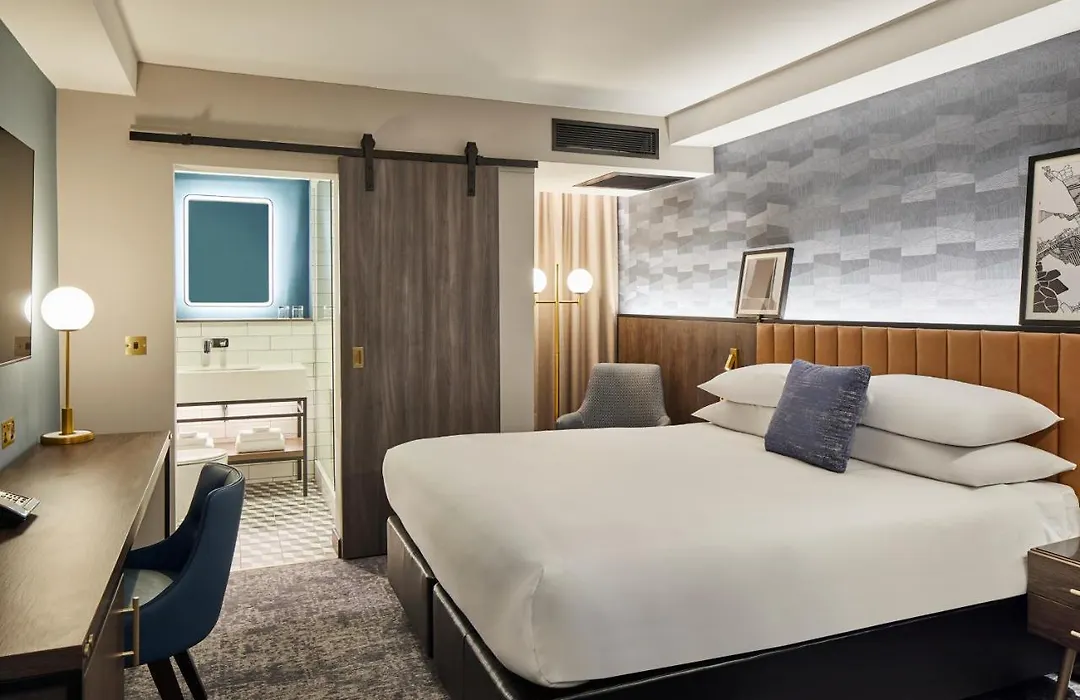 Four Points By Sheraton London Gatwick Airport-1