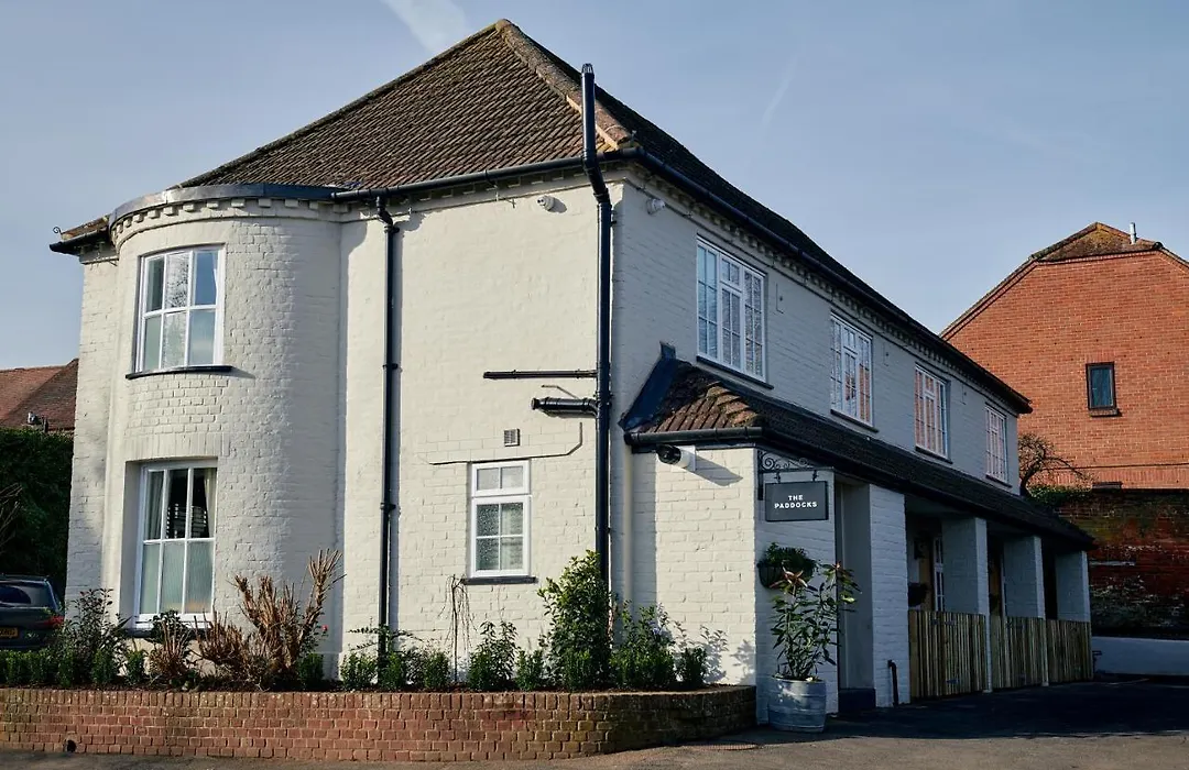 Hare And Hounds - Newbury-1