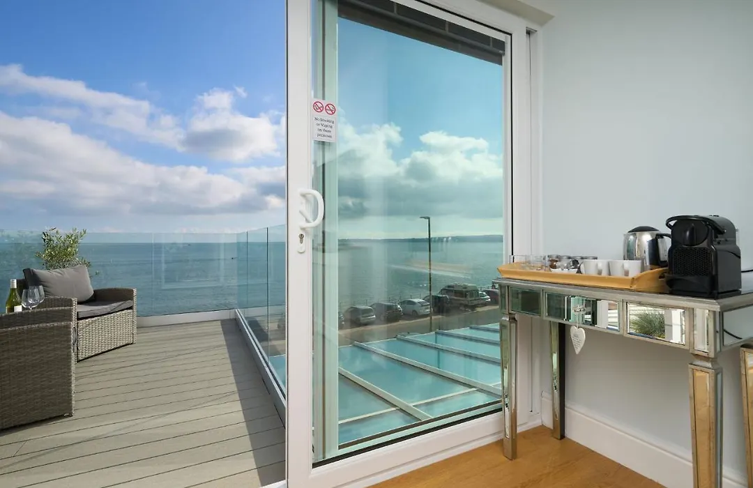 Channel View Boutique Hotel - Adults Only-1