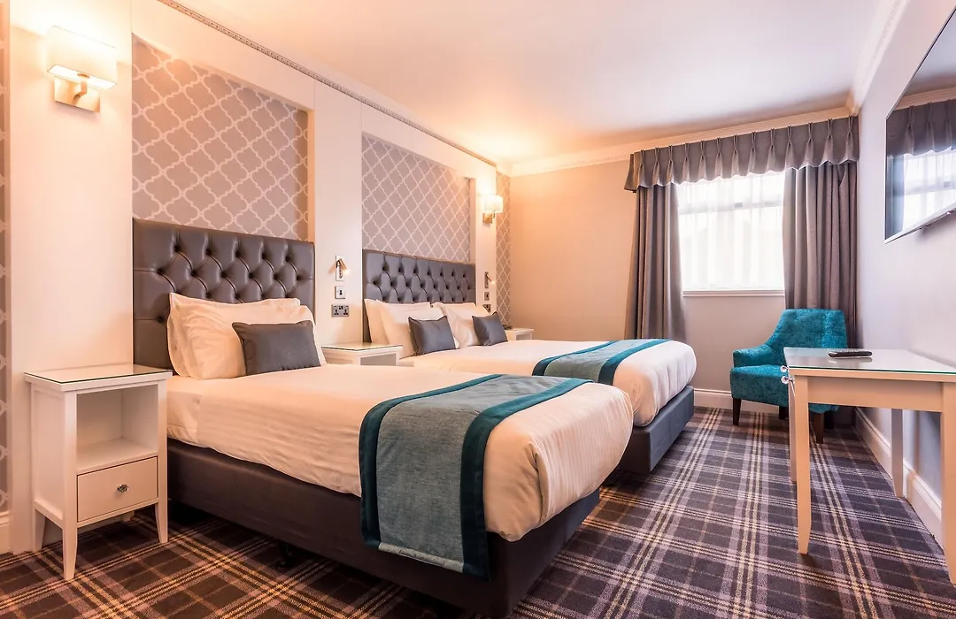 Carlton Hotel-1