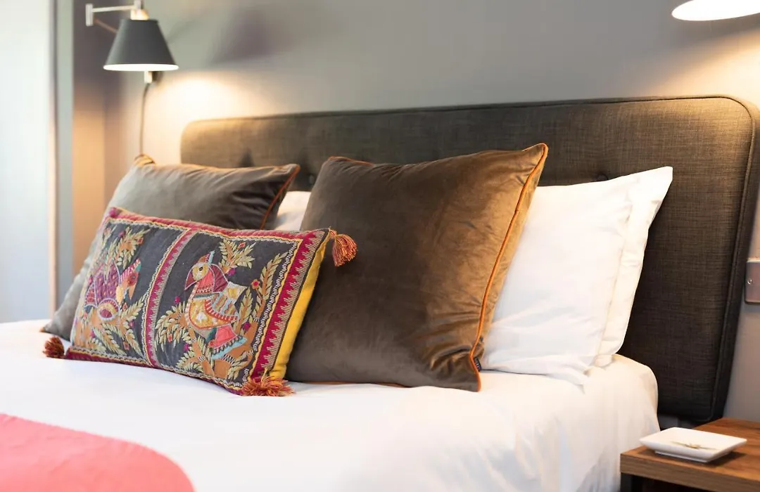 Jersey Arms Hotel Bicester-1