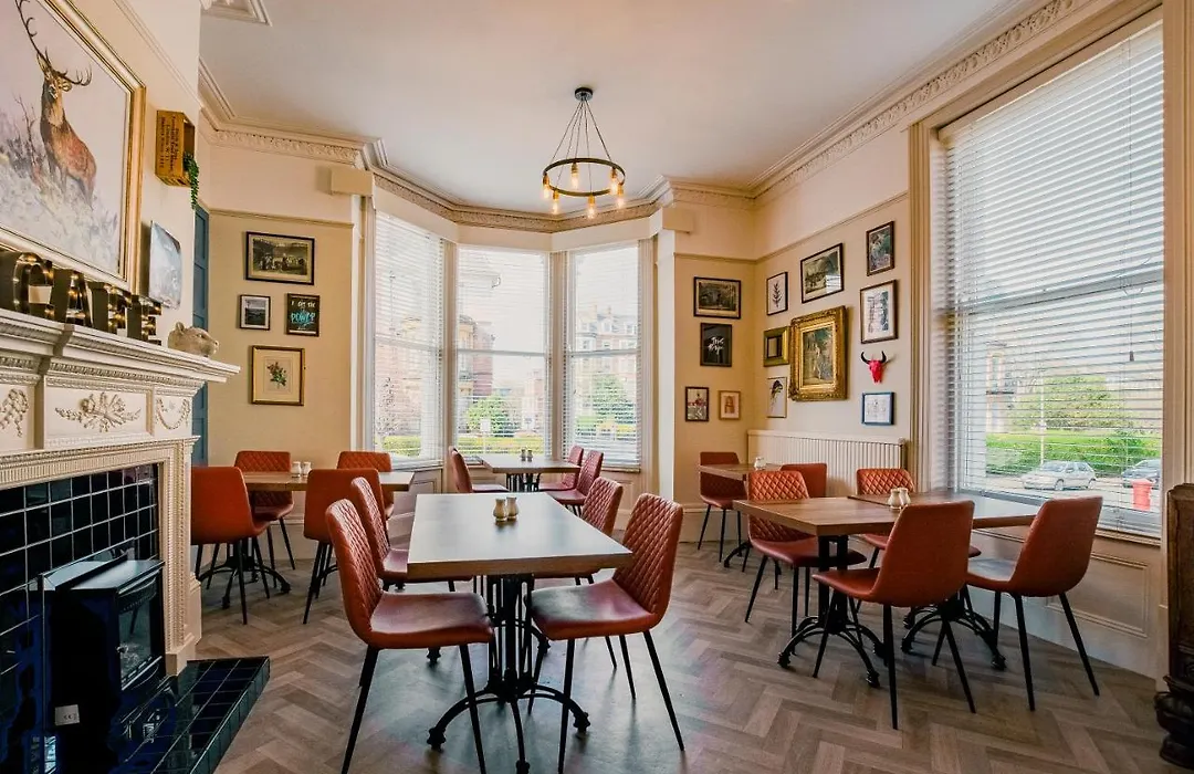 Rowntree Lodge-1