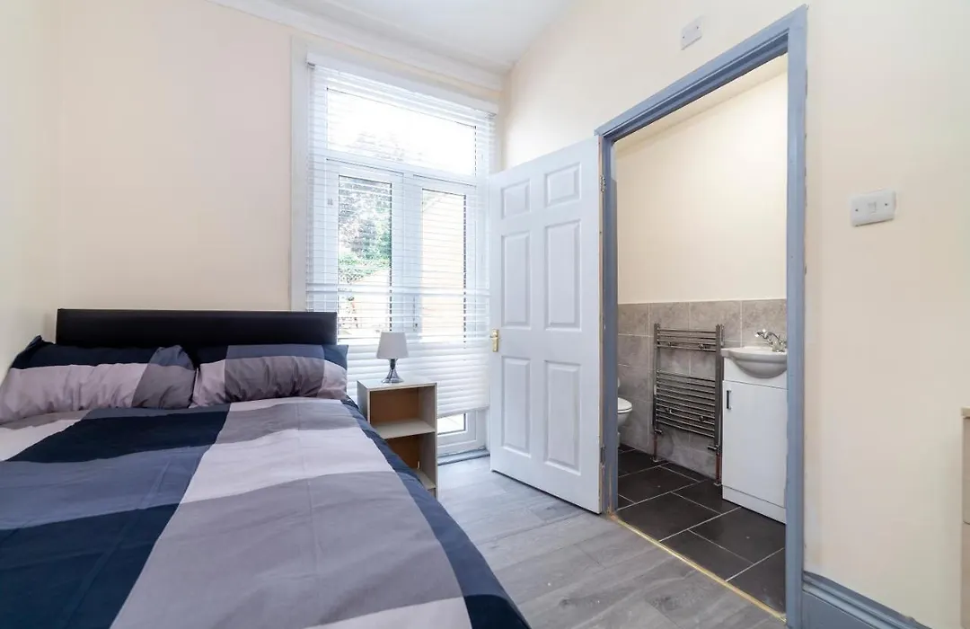 Highlands Gardens Suites-1