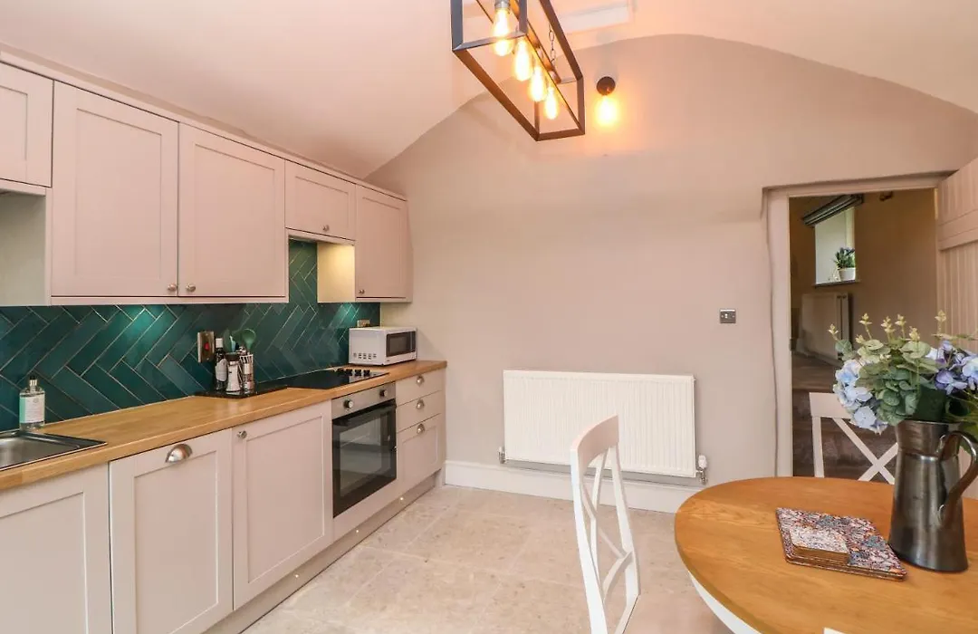 Moor House Farm Cottage-1