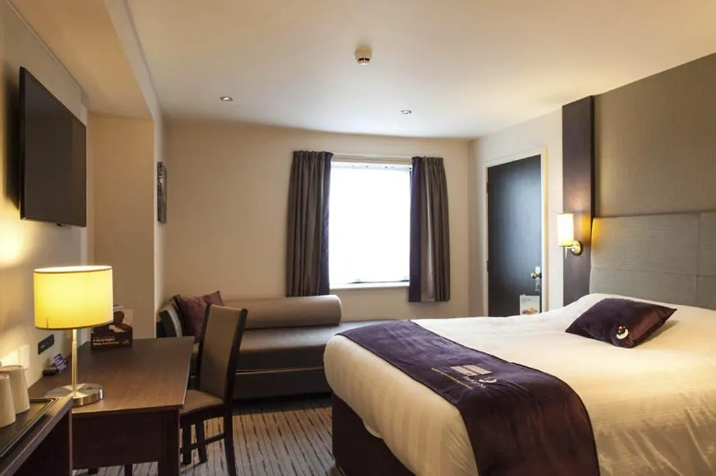 Premier Inn Glasgow - Bellshill-1