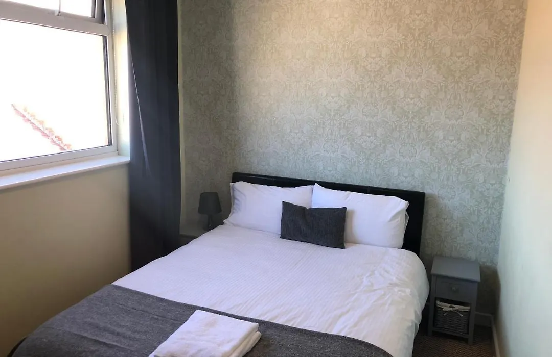 Ultimate Family Guest House-1