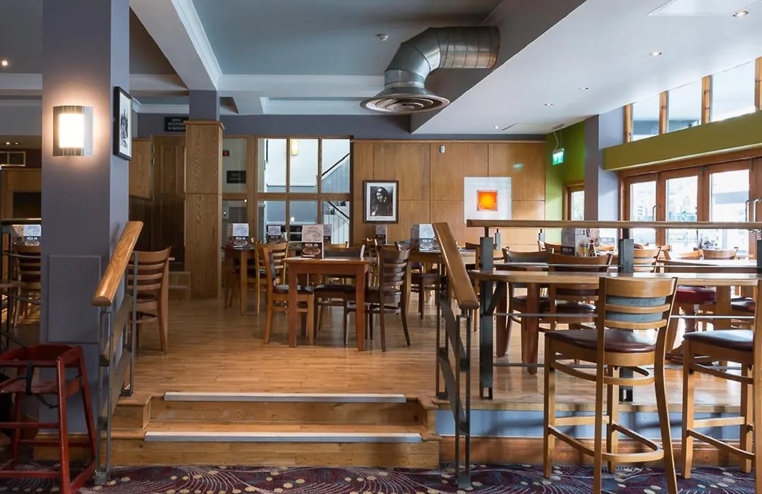 Admiral Of The Humber Wetherspoon-1