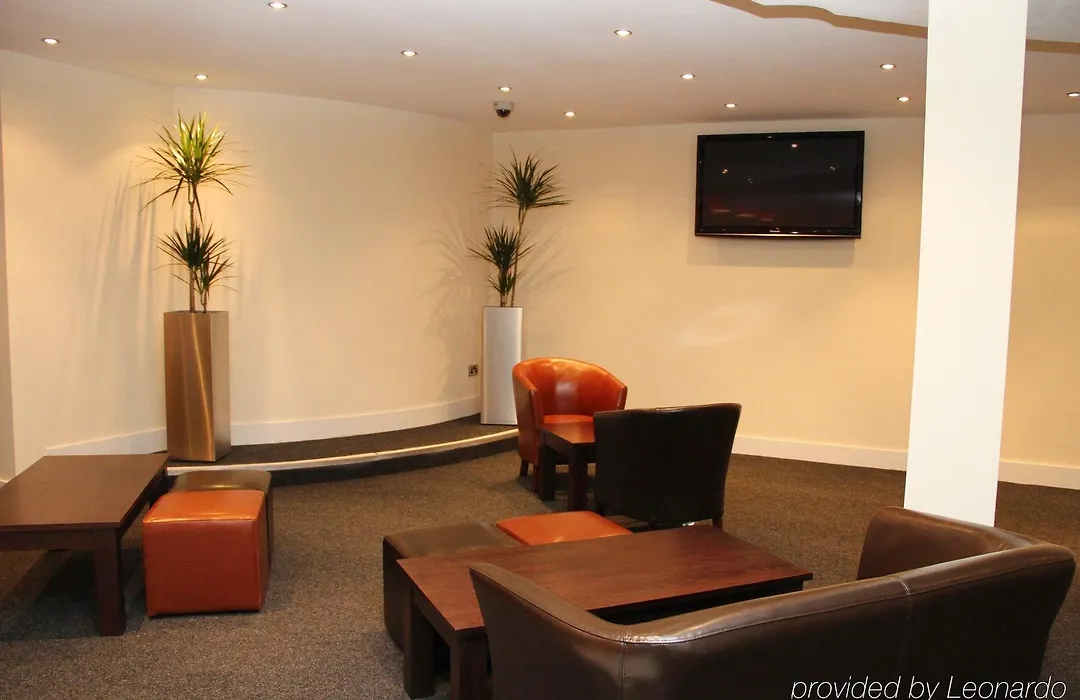 Oyo Lansdowne Hotel-1