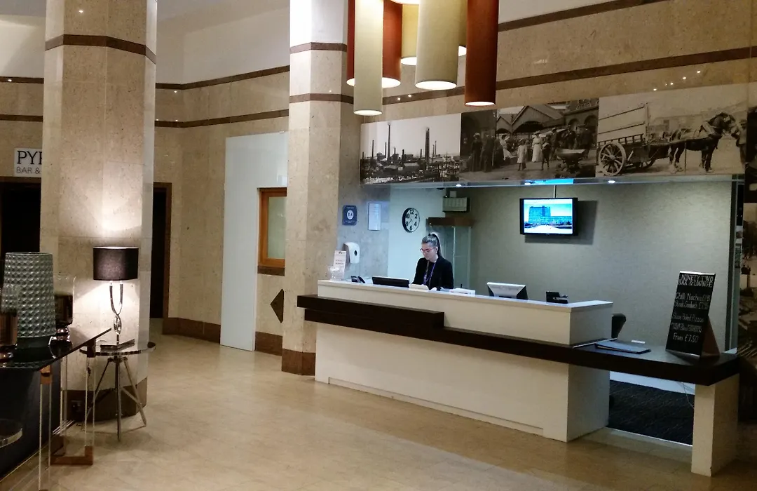 Mercure St Helens-1