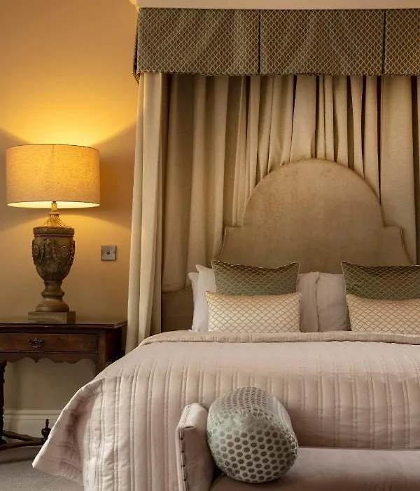 Manor House Hotel-1
