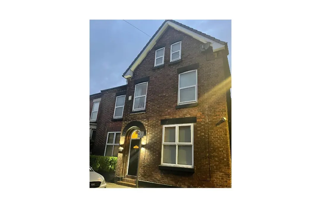 Home At 2 Tancred Road Anfield-1