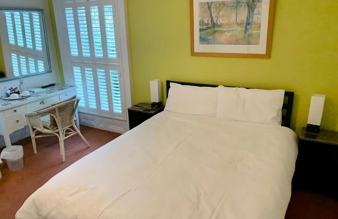 Derrin Guest House-1