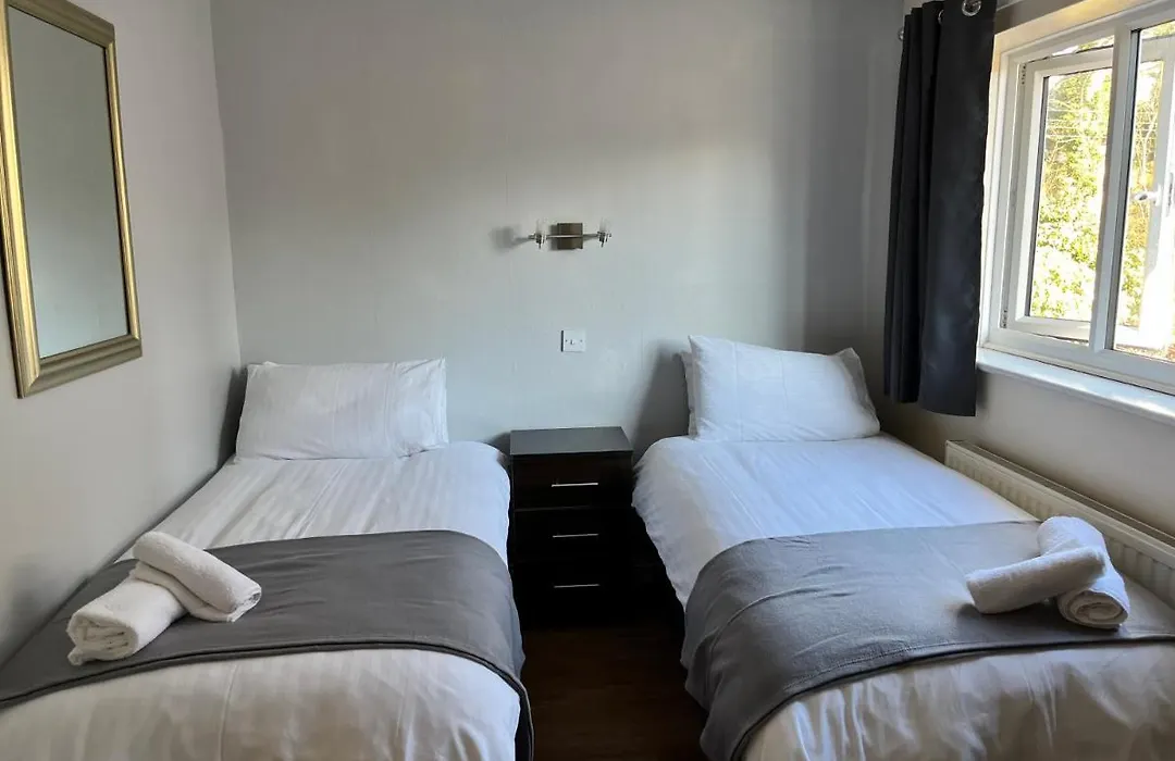 Hill Lodge-1