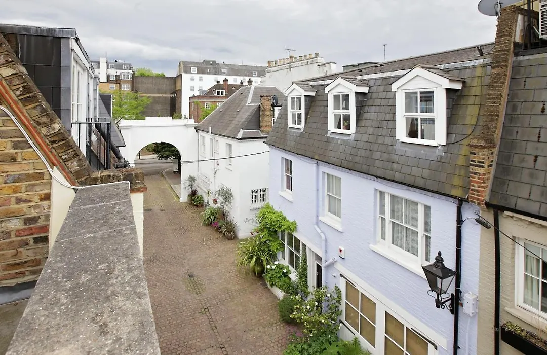 Hyde Park Mews London W2 - Zone 1-1